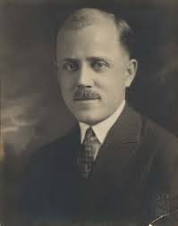 1922 | 01 | СІЧЕНЬ | 24 січня 1922 року. Вчитель Крістіан НЕЛЬСОН, що емігрував у США з Данії й відкрив у містечку Онава (шт. Айова)