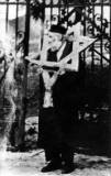 1939 | 10 | ЖОВТЕНЬ | 10 жовтня 1939 року. Починається депортація польських євреїв у люблінське гетто.