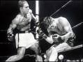 1952 | 09 | ВЕРЕСЕНЬ | 23 вересня 1952 року. Роккі Марчіано, вигравши бій у Джо Уолкотта (обоє боксера з США), завойовує звання