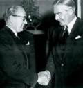 1956 | 10 | ЖОВТЕНЬ | 21 жовтня 1956 року. У Севрі, Париж, проходить секретна зустріч представників Ізраїлю (до складу делегації