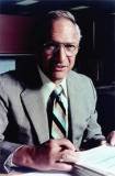 1961 | 04 | КВІТЕНЬ | 25 квітня 1961 року. Американський винахідник Роберт НОЙС одержав патент на кремнієву інтегральну схему.