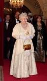 1973 | 10 | ЖОВТЕНЬ | 19 жовтня 1973 року. Королева Великобританії Єлизавета ІІ під час поїздки по Австралії погоджується , щоб її