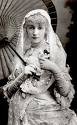 1915 | 02 | ЛЮТИЙ | 23 лютого 1915 року. У Бордоіль знаменитій акторці Сарі БЕРНАР ампутували ногу.