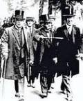 1921 | 12 | ГРУДЕНЬ | 07 грудня 1921 року. США й Австрія відновляють дипломатичні відносини.