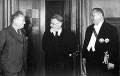 1921 | 12 | ГРУДЕНЬ | 15 грудня 1921 року. Німеччина звертається із проханням оголосити мораторій на виплату репарацій.