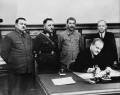 1921 | 12 | ГРУДЕНЬ | 21 грудня 1921 року. Радянська Росія й Туреччина підписують Договір про співробітництво.