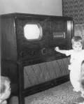 1934 | 11 | ЛИСТОПАД | 15 листопада 1934 року.  У СРСР проведена перша телепередача зі звуковим супроводом.