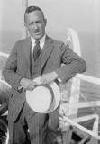 1935 | 11 | ЛИСТОПАД | 23 листопада 1935 року. Американський дослідник Лінкольн Еллсуорт уперше пролетів на літаку через всю Антарктиду