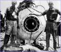 1930 | 06 | ЧЕРВЕНЬ | 11 червня 1930 року. Американський зоолог Вільям Боб і інженер Отис Бертон на побудованій ними батисфері