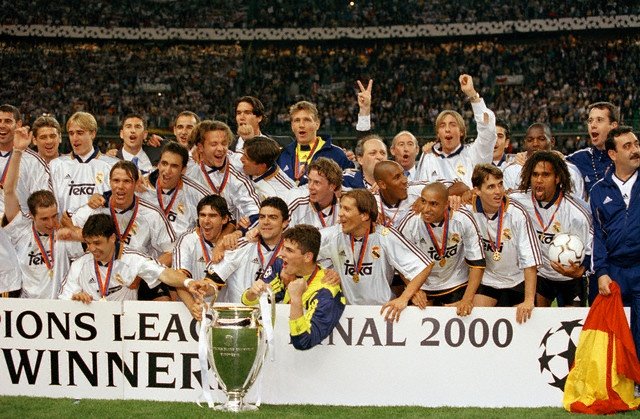 24 травня 2000 року. У фіналі Ліги чемпіонів перемогли футболісти мадридського «Реала»