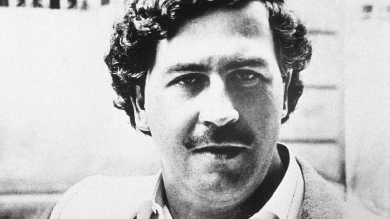 19 червня 1991 року. Глава медельїнського наркокартеля Пабло Еміліо ЕСКОБАР ГАВІРІА здався колумбійській владі.