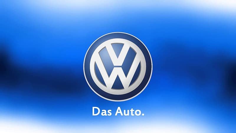 29 грудня 1935 року. Був розроблений перший автомобіль Volkswagen ("Фольксваген"), що дослівно в перекладі з німецької значить "народний