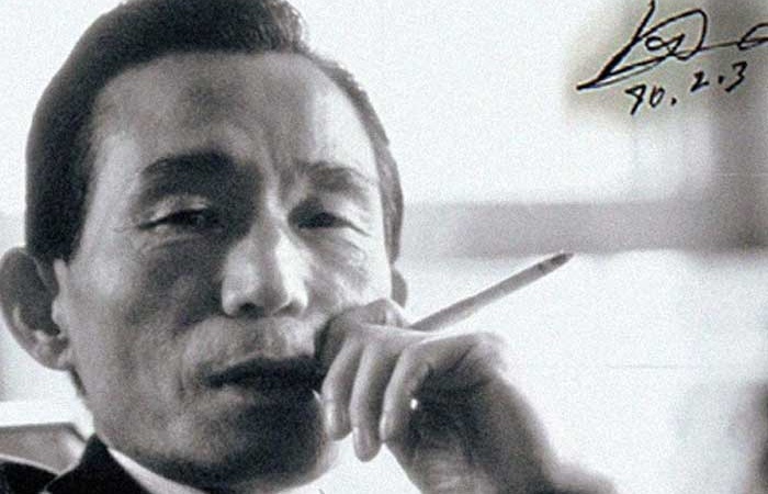 26 жовтня 1979 року. Президент Південної Кореї Пак Чжон Хі вбитий агентами секретної служби.