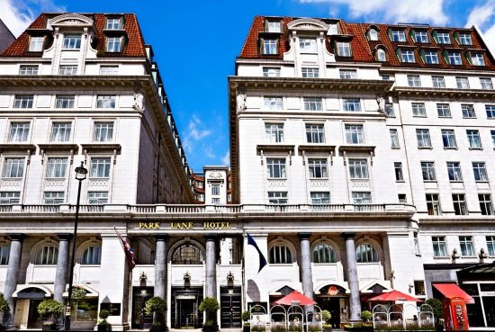 29 січня 1927 року. У Лондоні відкрили «Park Lane Hotel».