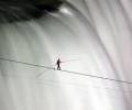 1859 | 08 | СЕРПЕНЬ | 18 серпня 1859 року. Жан Блонден  перейшов по линві через Ніагарський водоспад.
